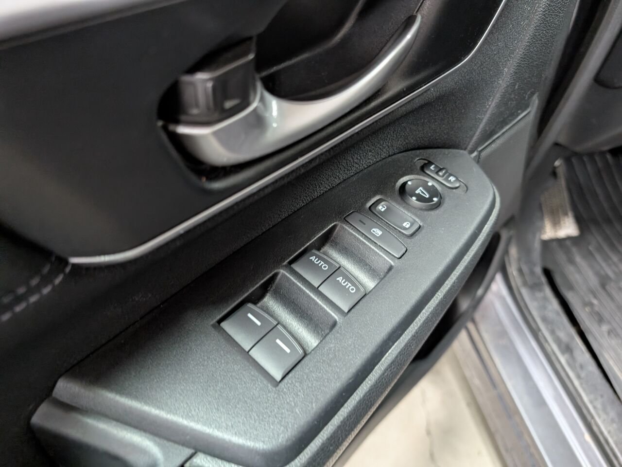 Honda CR-V EX/SIÈGES CHAUFFANTS/TOIT OUVRANT/AC BIZONE/CAMÉRA DE RECUL/BLUETOOTH 2017 Gris Sherbrooke - photo #9