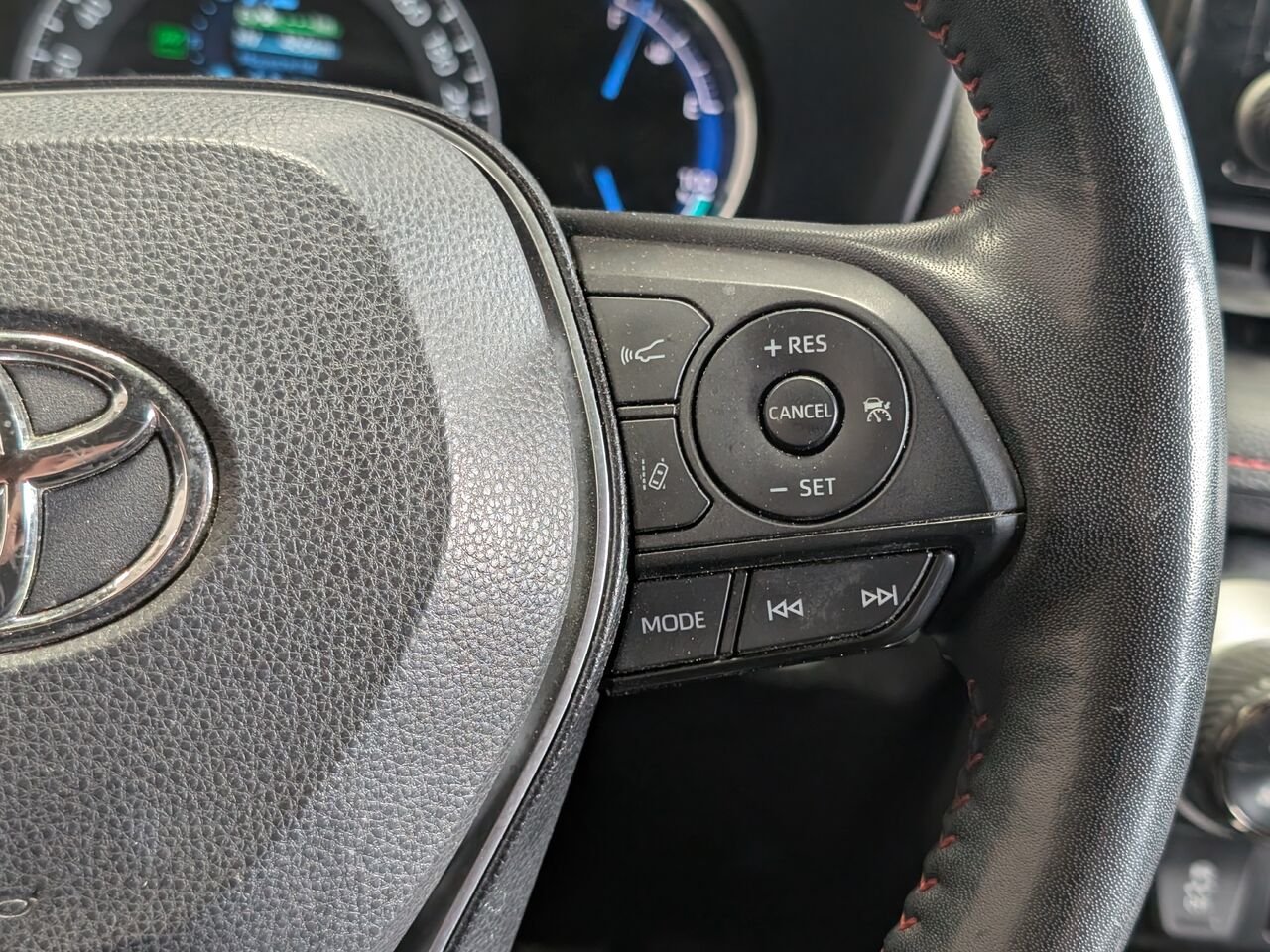 Toyota RAV4 Prime SE/SIÈGES CHAUFFANTS/VOLANT CHAUFFANT/AC/BLUETOOTH/CAMERA DE RECUL 2021 Blanc Sherbrooke - photo #14