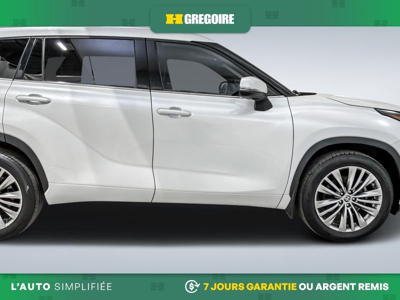 2022 Toyota Highlander Saint-Eustache - photo #10