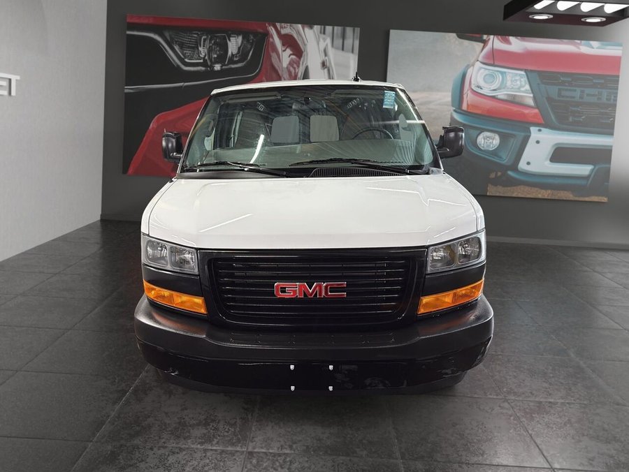 2024 GMC Savana Cargo Van 2024 Summit White