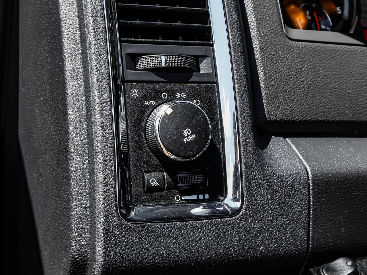 2010 Dodge Ram 3500 4WD Mega Cab 160.5 Laramie Grey Sherwood Park - photo #18