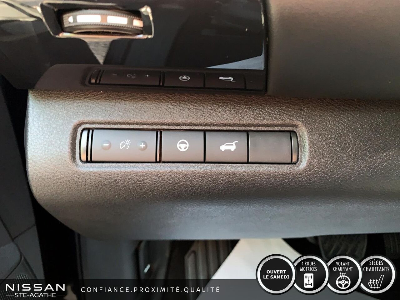2024 Nissan Pathfinder Blue Saint-Jérôme - photo #16