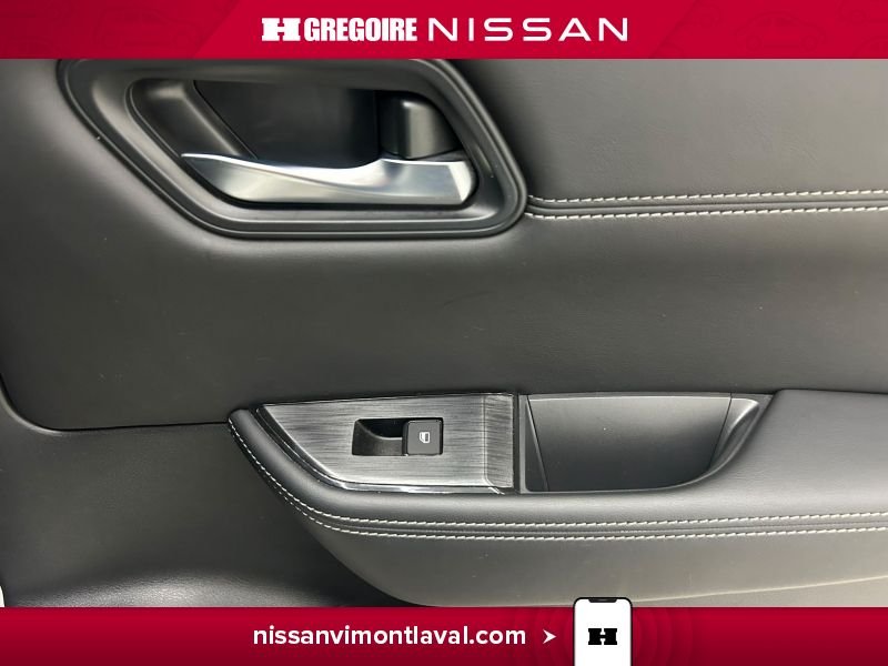 Nissan Rogue 2023 Blanc Laval - photo #14