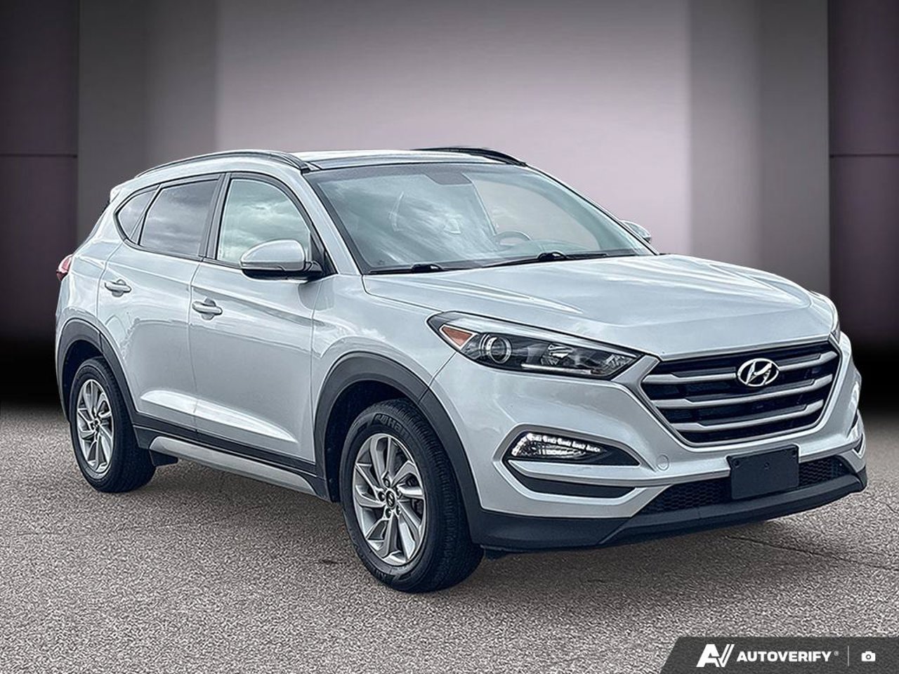 Hyundai Tucson KM8J3CA42JU790048 2018 Gris Mirabel - photo #6