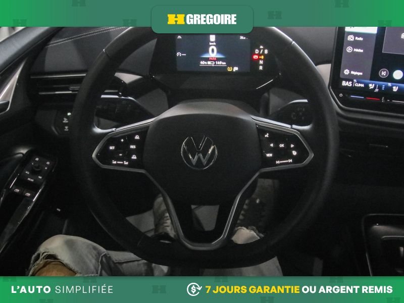 2025 Volkswagen ID.4 Black Blainville - photo #18