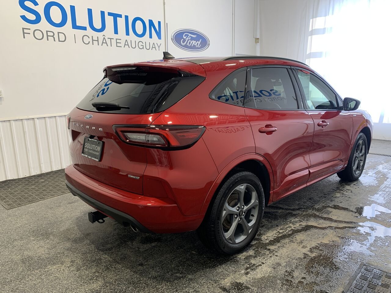 Ford Escape ST-LINE, AWD, HYBRIDE, 2.5L 2023 Rouge Châteauguay - photo #6