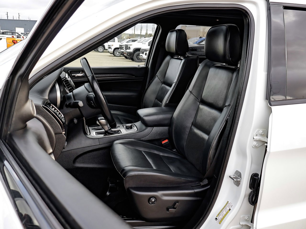 2021 Jeep Grand Cherokee High Altitude 4x4 White Sherwood Park - photo #16