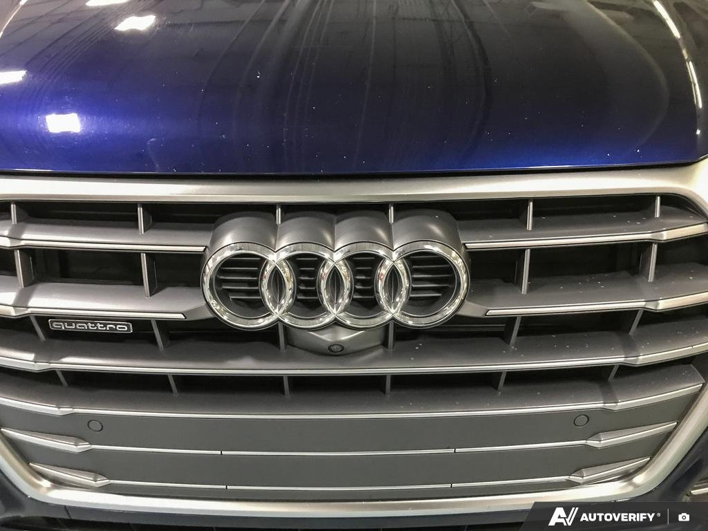 2018 Audi Q5 2600853A | Progressiv Blue Edmonton - photo #8