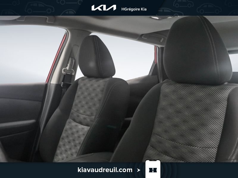 Nissan Qashqai 2017 Blainville - photo #8