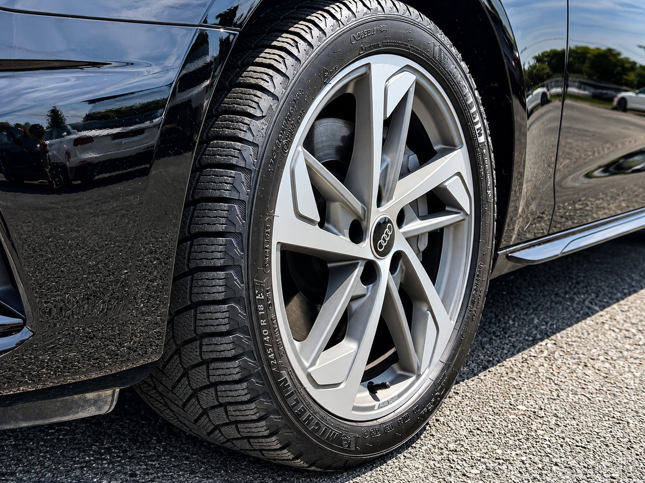 Audi A4 Black Optic 2023 Noir Granby - photo #11