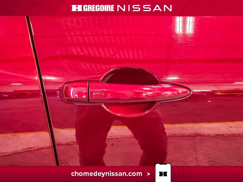 Nissan Rogue 2022 Rouge Laval - photo #12