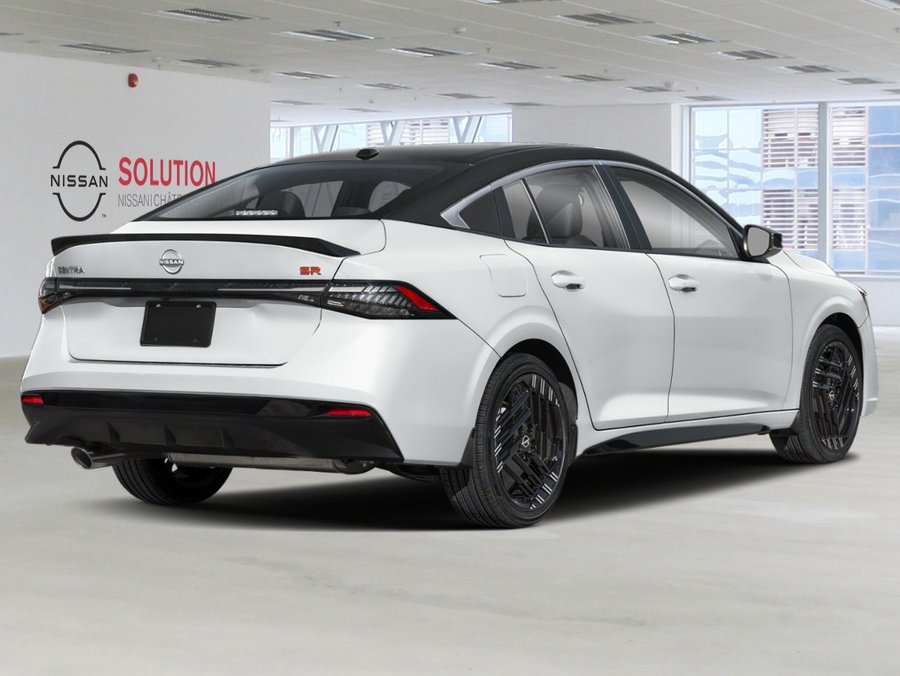 NISSAN Sentra 2026 2026 Blanc d'Aspen triple couche/Noir intense