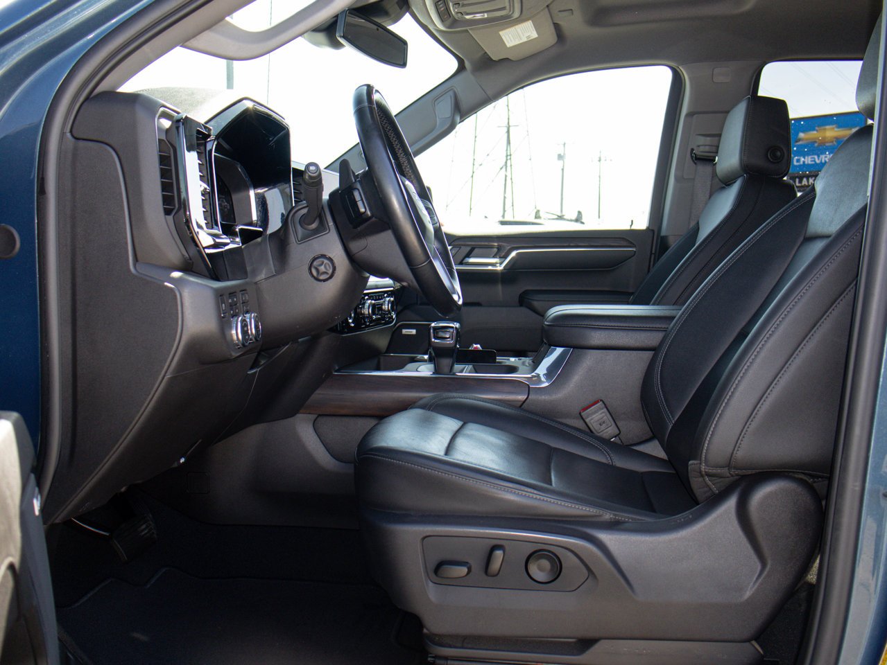 2024 GMC Sierra 1500 4WD Crew Cab 147 SLT Grey Sherwood Park - photo #18