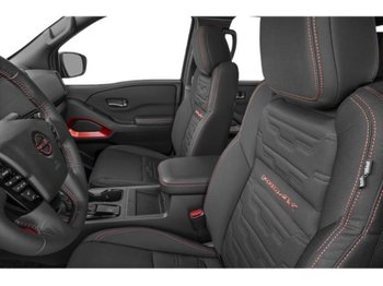 Nissan Frontier PRO-4X avec ensemble Luxe