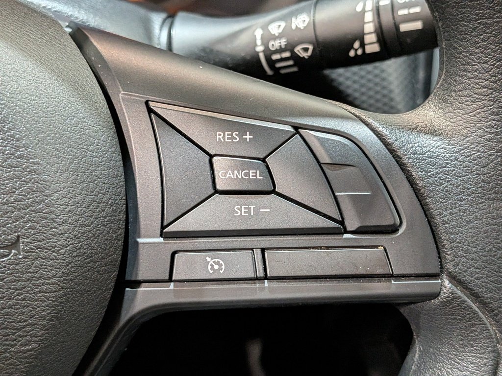 Nissan Kicks S FWD 2024 Noir Val-David - photo #15