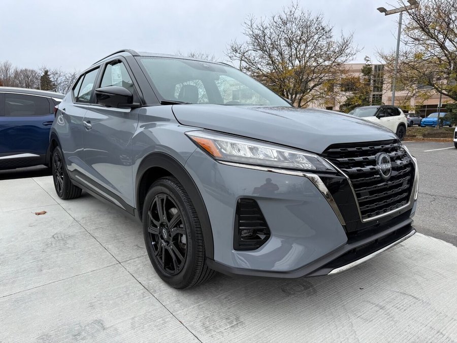 Nissan Kicks 2024 Gris