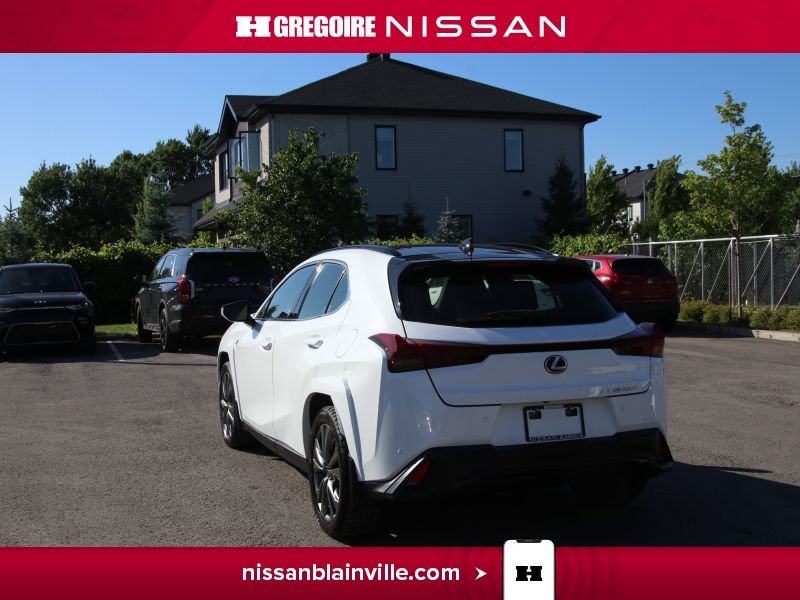 2023 Lexus UX White Saint-Eustache - photo #7