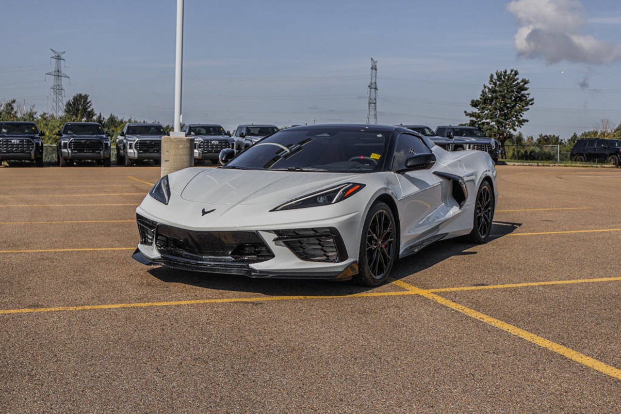 2025 Chevrolet Corvette 2dr Stingray Conv w/1LT White Sherwood Park - photo #4