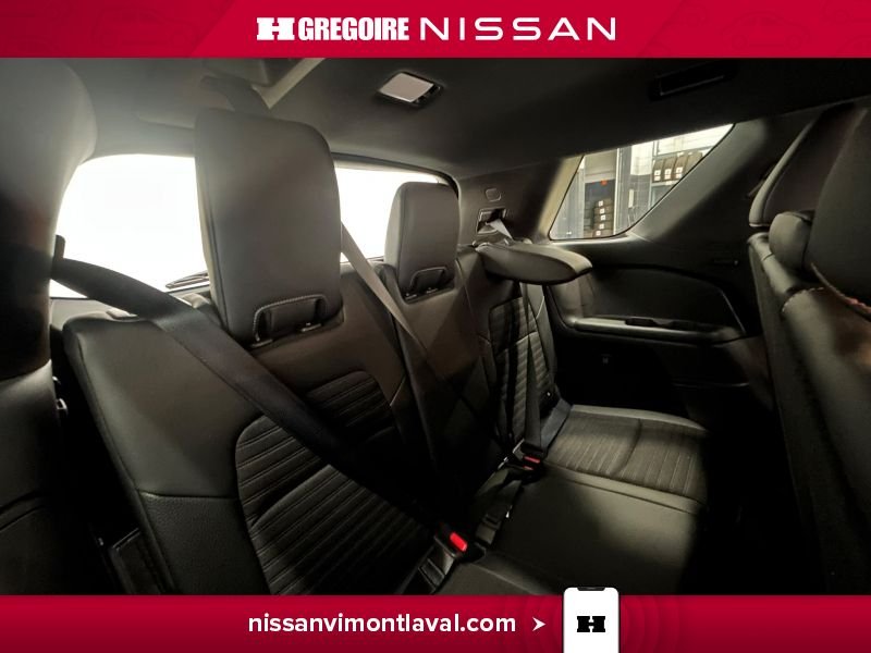 2025 Nissan Pathfinder White Blainville - photo #14