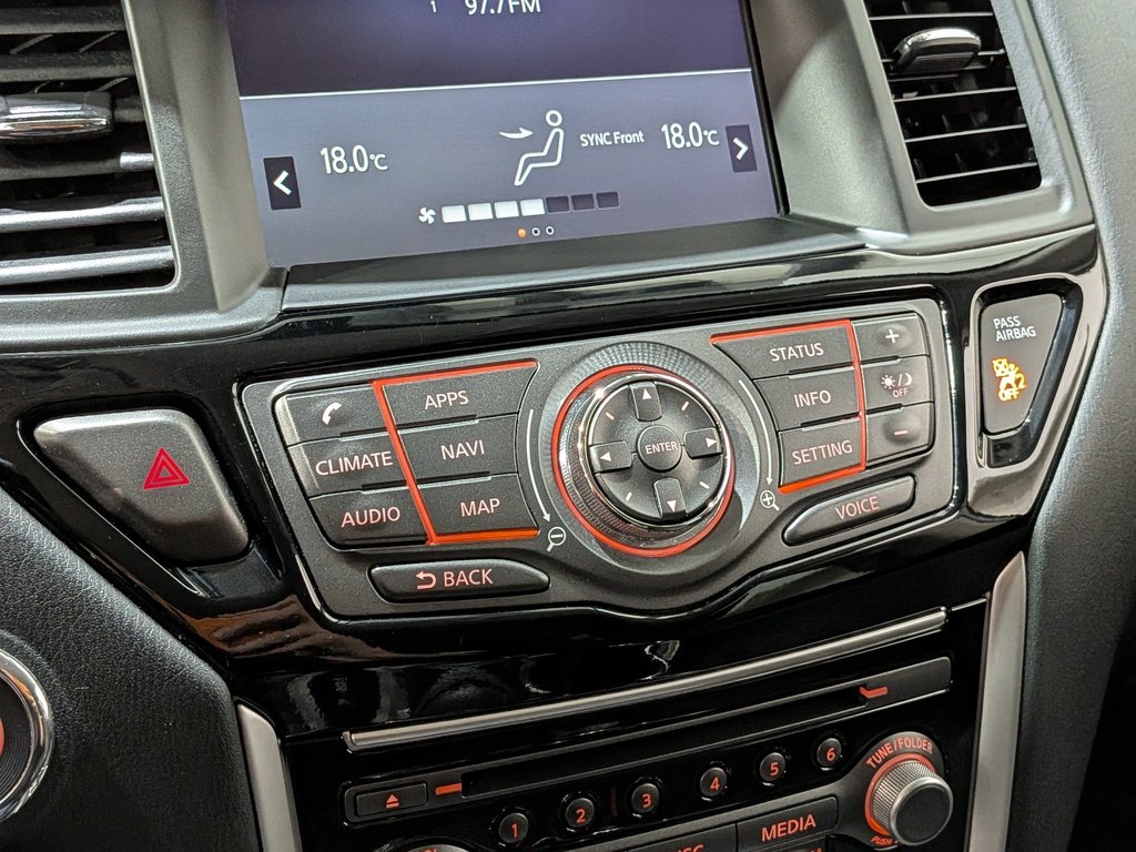 Nissan Pathfinder 4x4 SV Tech 2020 Gris Val-David - photo #25