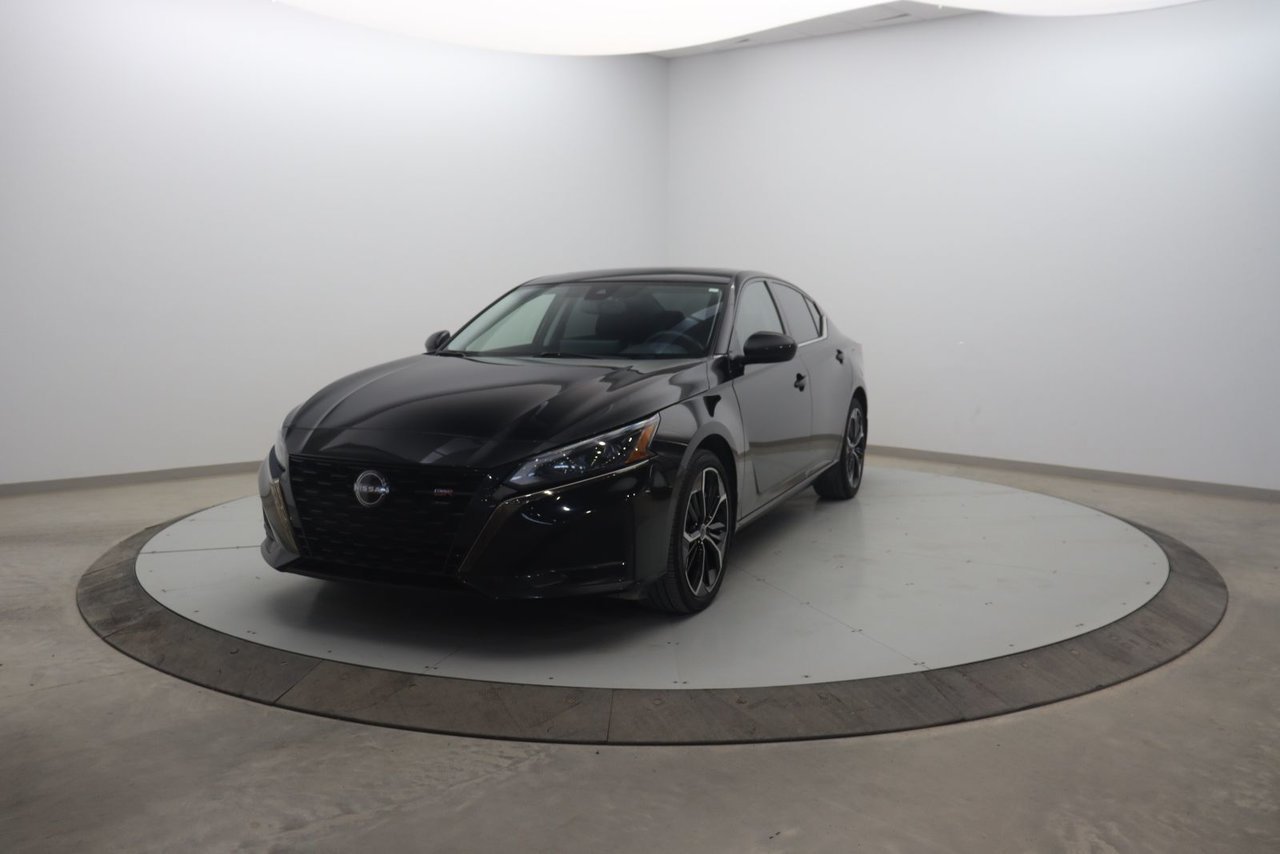 2023 Nissan Altima VIN 1N4BL4CW3PN400810 Chicoutimi - photo #0