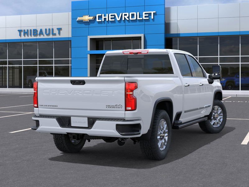 CHEVROLET Silverado 2500HD High Country cabine multiplace 4RM 159 po 2026 Blanc polaire, triple couche