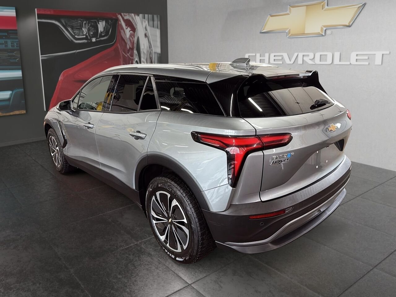 2024 CHEVROLET BLAZER EV LT TI Grey Saint-Hyacinthe - photo #3