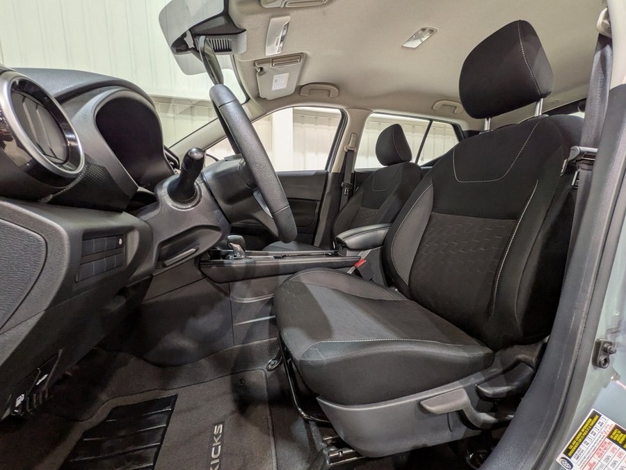 Nissan Kicks 2024 2024 Gris