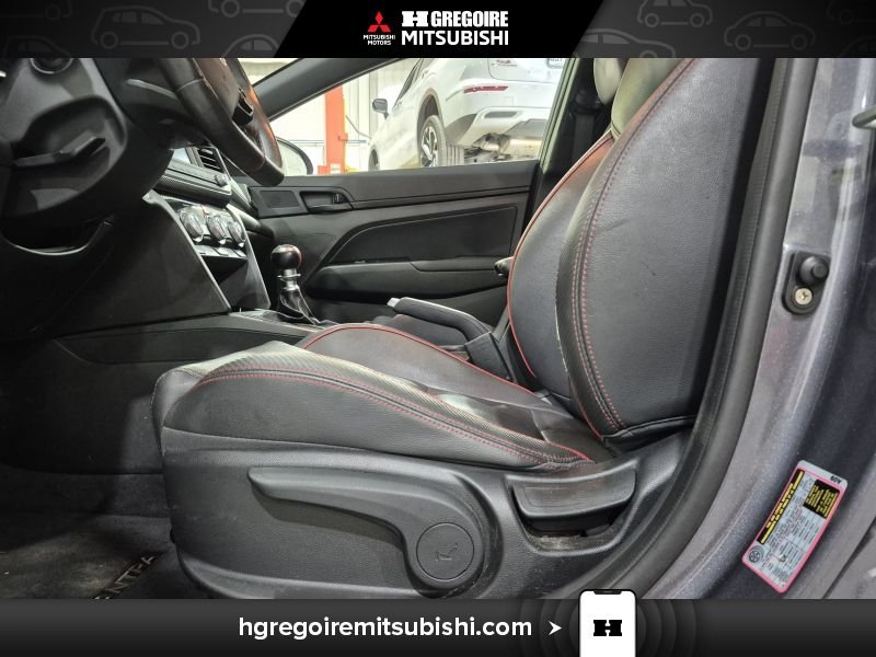 2019 Hyundai Elantra Grey Laval - photo #14