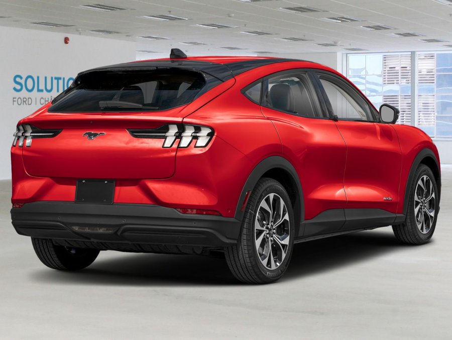 Ford Mustang Mach-E 2026 Rouge course