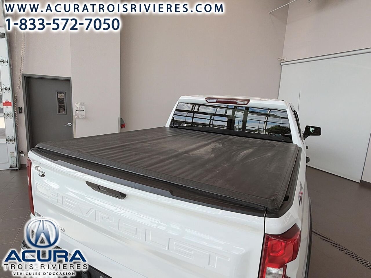 Chevrolet Silverado 1500 CUSTOM BOITE COURTE 2020 Blanc Trois-Rivières - photo #12