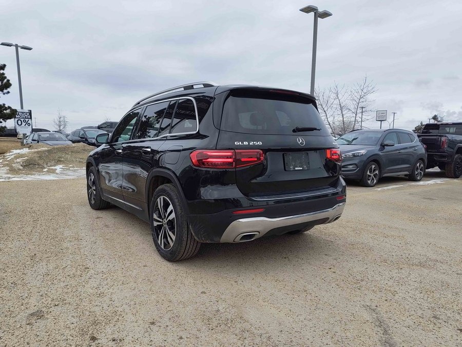 2024 Mercedes-Benz GLB 2024 Black