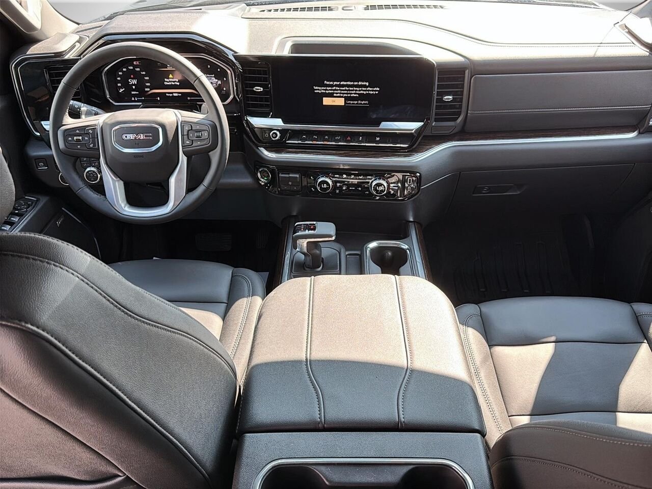 GMC Sierra 1500 Elevation cabine multiplace 4RM 147 po 2026 NOIR ONYX Saint-Hyacinthe - photo #7