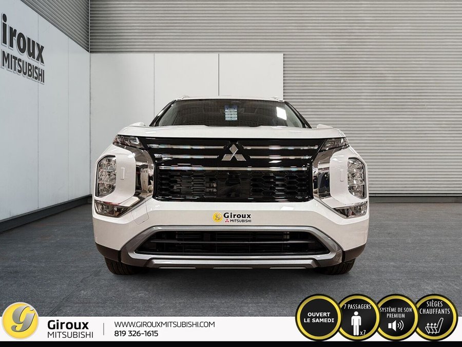 2026 MITSUBISHI Outlander SE S-AWC White Diamond