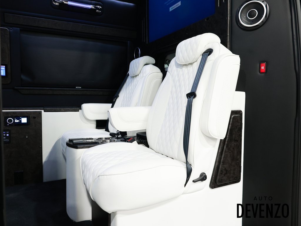 2022 Mercedes-Benz Sprinter fourgonnette utilitaire Black Saint-Eustache - photo #14