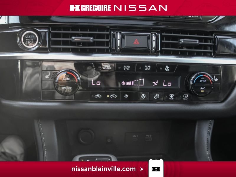2024 Nissan Pathfinder Black Laval - photo #20