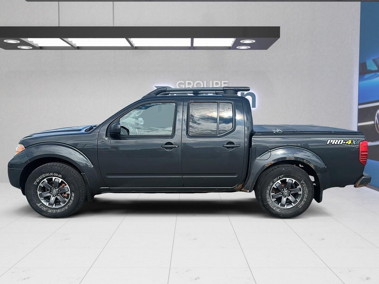 2015 Nissan Frontier Black Rouyn-Noranda - photo #4
