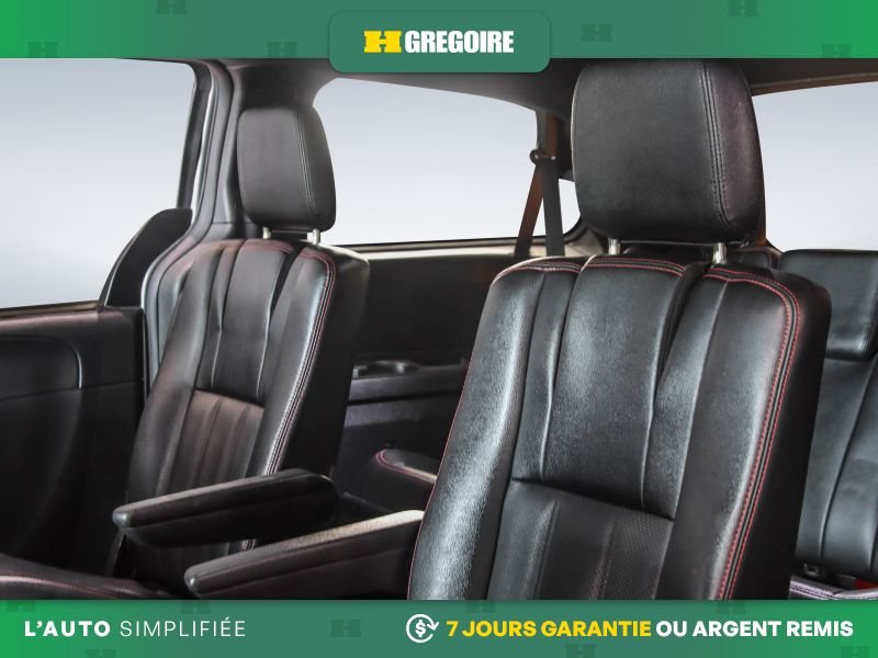 Dodge GR Caravan 2019 Gris Laval - photo #16