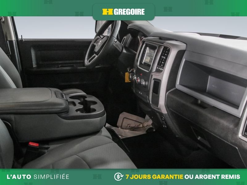 Ram 1500 729088 | ST AWD AUTO A/C GR ELECT MAGS CAM RECUL BLUETOOTH 2019 Noir Laval - photo #28