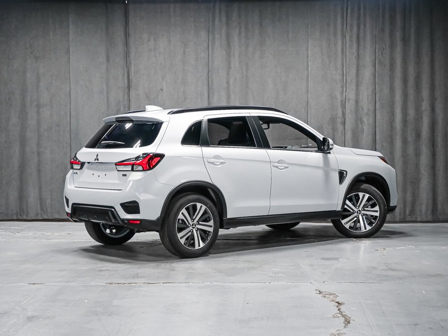 2026 Mitsubishi RVR GT White Diamond