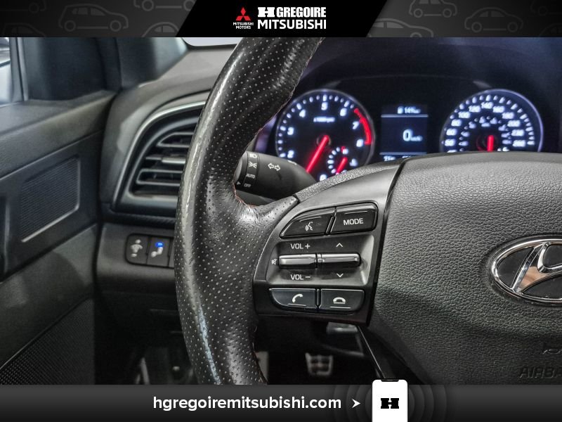Hyundai Elantra MA4420 | Sport * Manuel * Mags * Caméra * Toit * Carplay 2019 Gris Laval - photo #19
