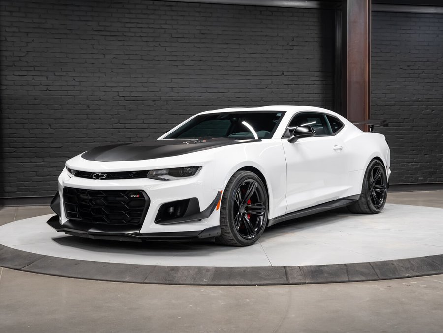 2022 Chevrolet Camaro 2022 White