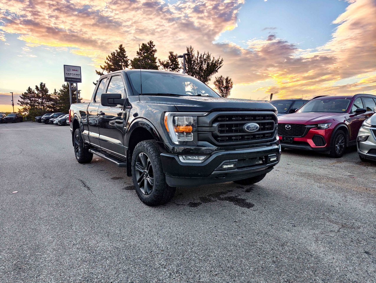 2021 Ford F-150 XLT 4WD SuperCab 6.5' Box Black Sherwood Park - photo #2
