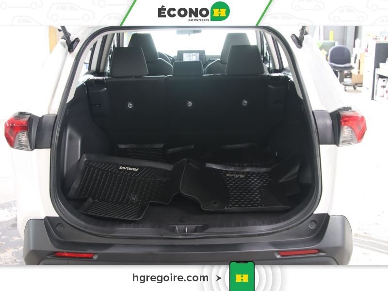 Toyota Rav 4 820743 | LE AWD A/C GR ÉLECT MAGS CAM RECUL BLUETOOTH 2019 Blanc Laval - photo #19