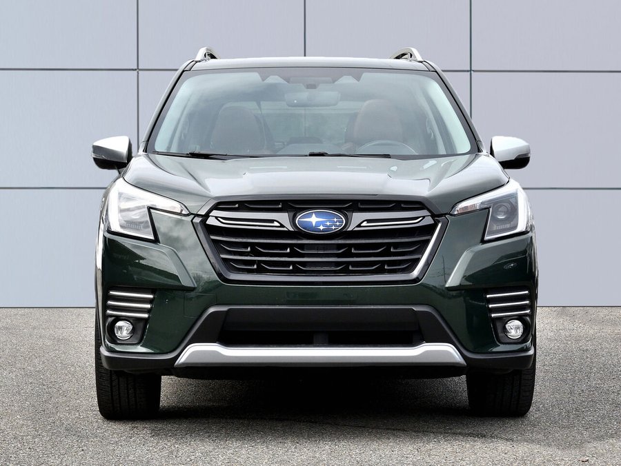 2022 Subaru Forester Premier CVT Green