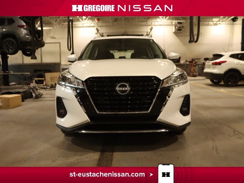 2023 Nissan Kicks White Laval - photo #1