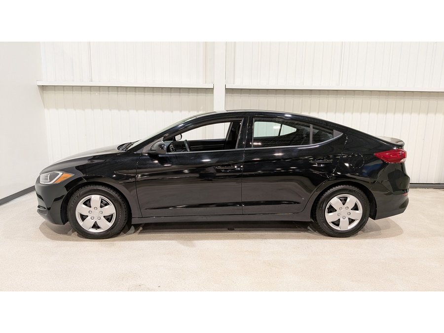 Hyundai Elantra 4dr Sdn Auto LE 2017 Noir