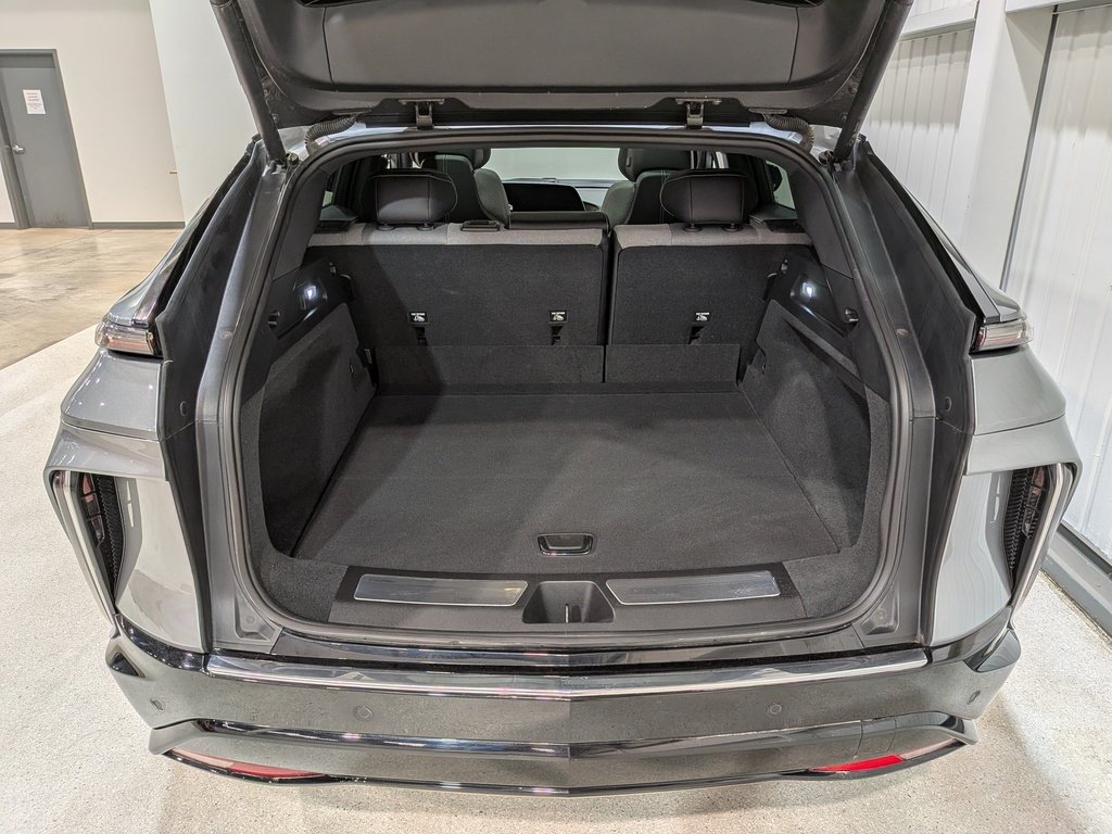 Cadillac LYRIQ 4dr Tech w/1SA 2024 Argent Val-David - photo #8