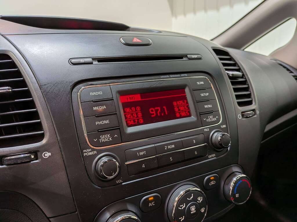 Kia Forte 2014 Argent Val-David - photo #17