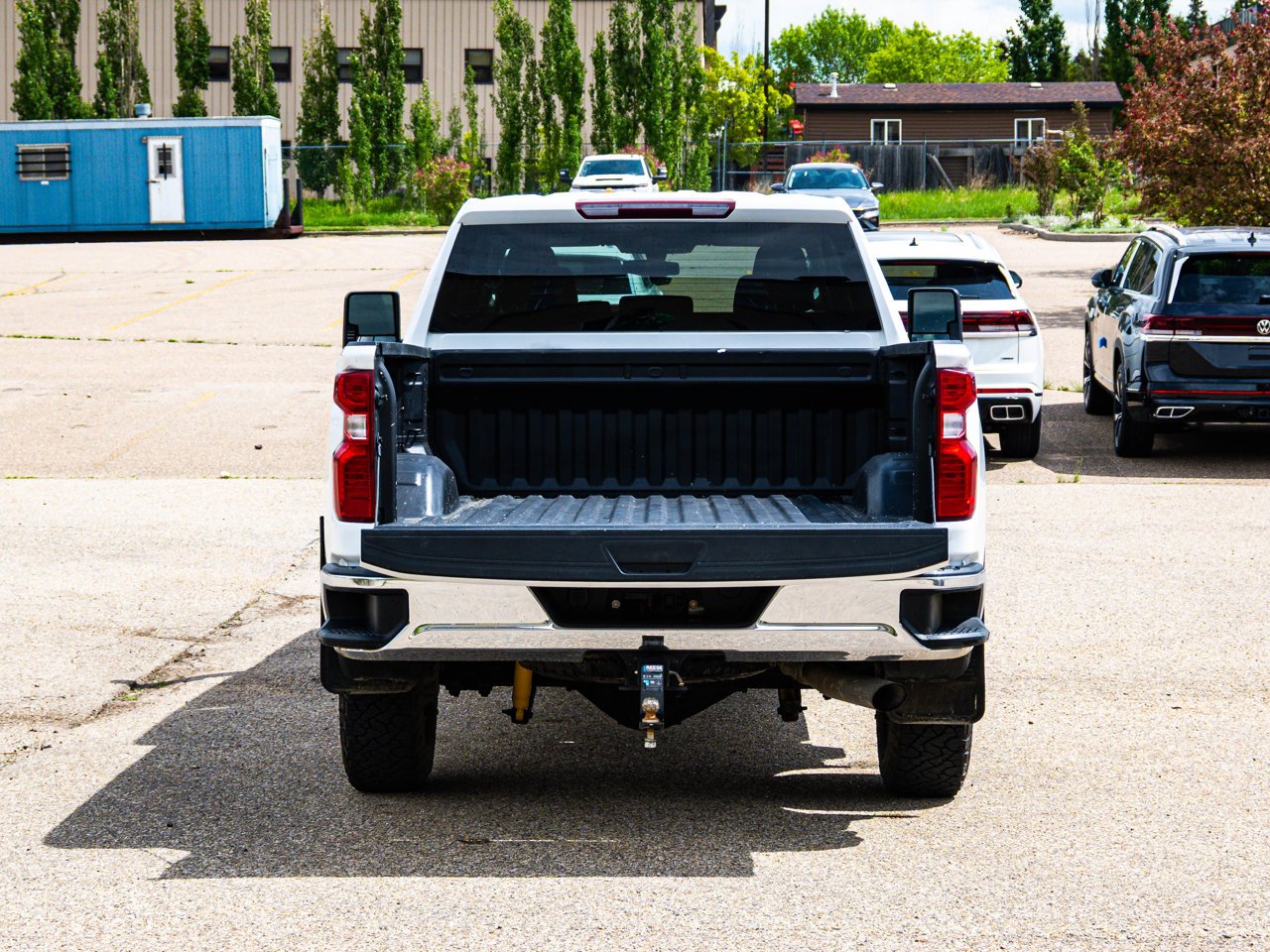 2023 Chevrolet Silverado 2500HD 4WD Crew Cab 159 LT White Sherwood Park - photo #14